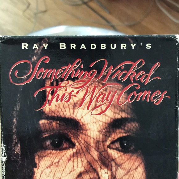 “Something wicked this way comes” vhs tape movie - Picture 8 of 16